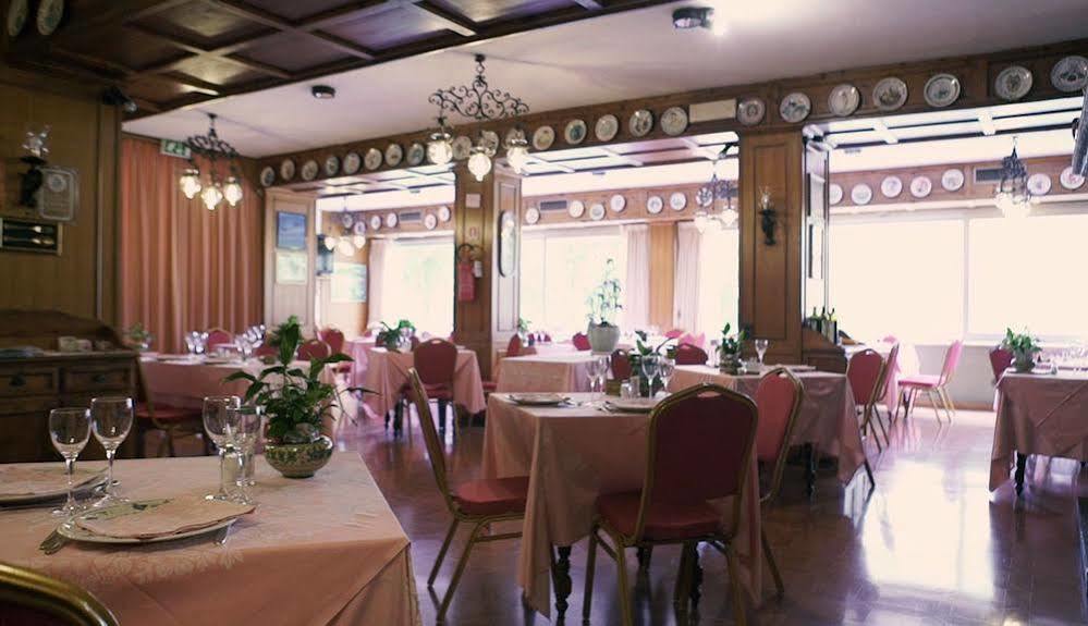 Grifone Hotel Perugia Bagian luar foto